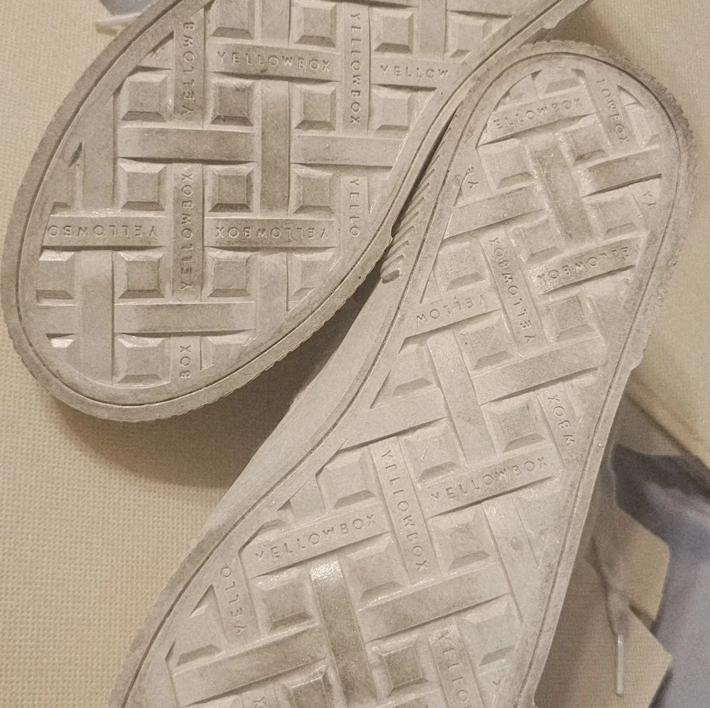 Yellow Box Cream Crochet Sneakers With Laces. - Picture 4 of 5